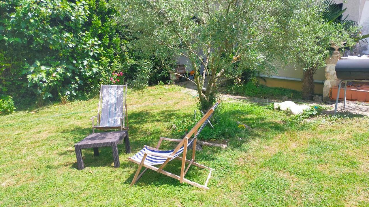 L'Etape Du Canal - Pelerins, Randonneurs, Vacanciers Condom Exterior foto